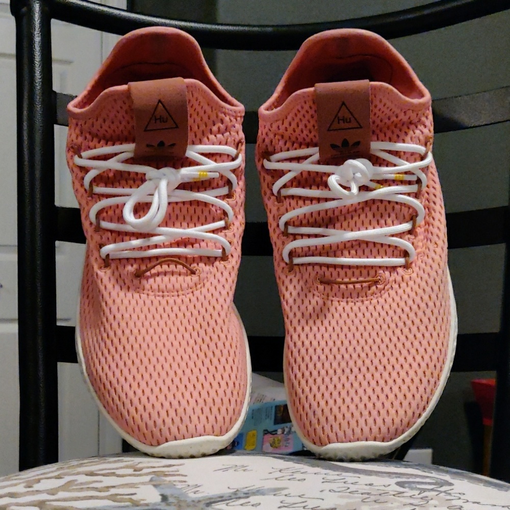 EUC Adidas x Pharrell Tennis HU